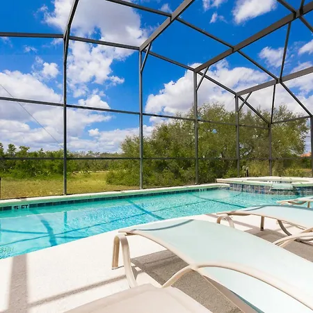 Villa 4 Bed Retreat Aviana